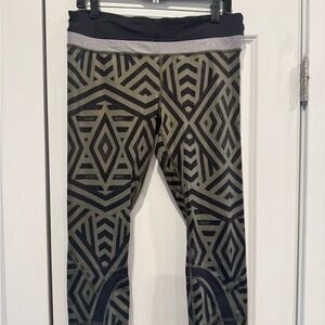 Lululemon Geometric Patterned Crop Leggings